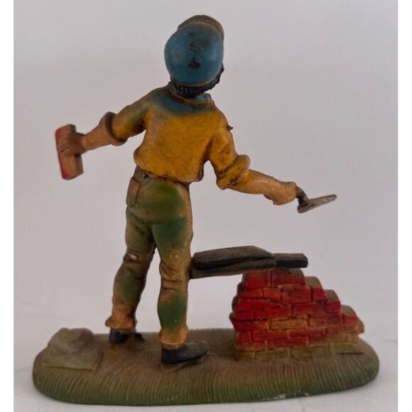 Vintage Montecatini Village Folks Series Brick Layer Figure Made in Italy - Picture 2 of 4